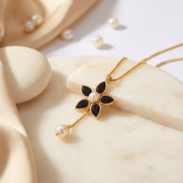 Classic Gold Black Onyx Floral Necklace
