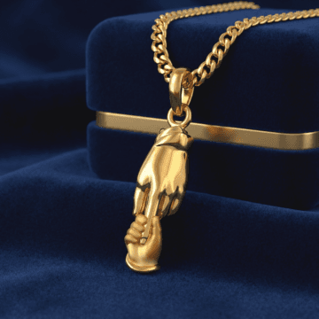 Luminous Generational Bond Gold Pendant
