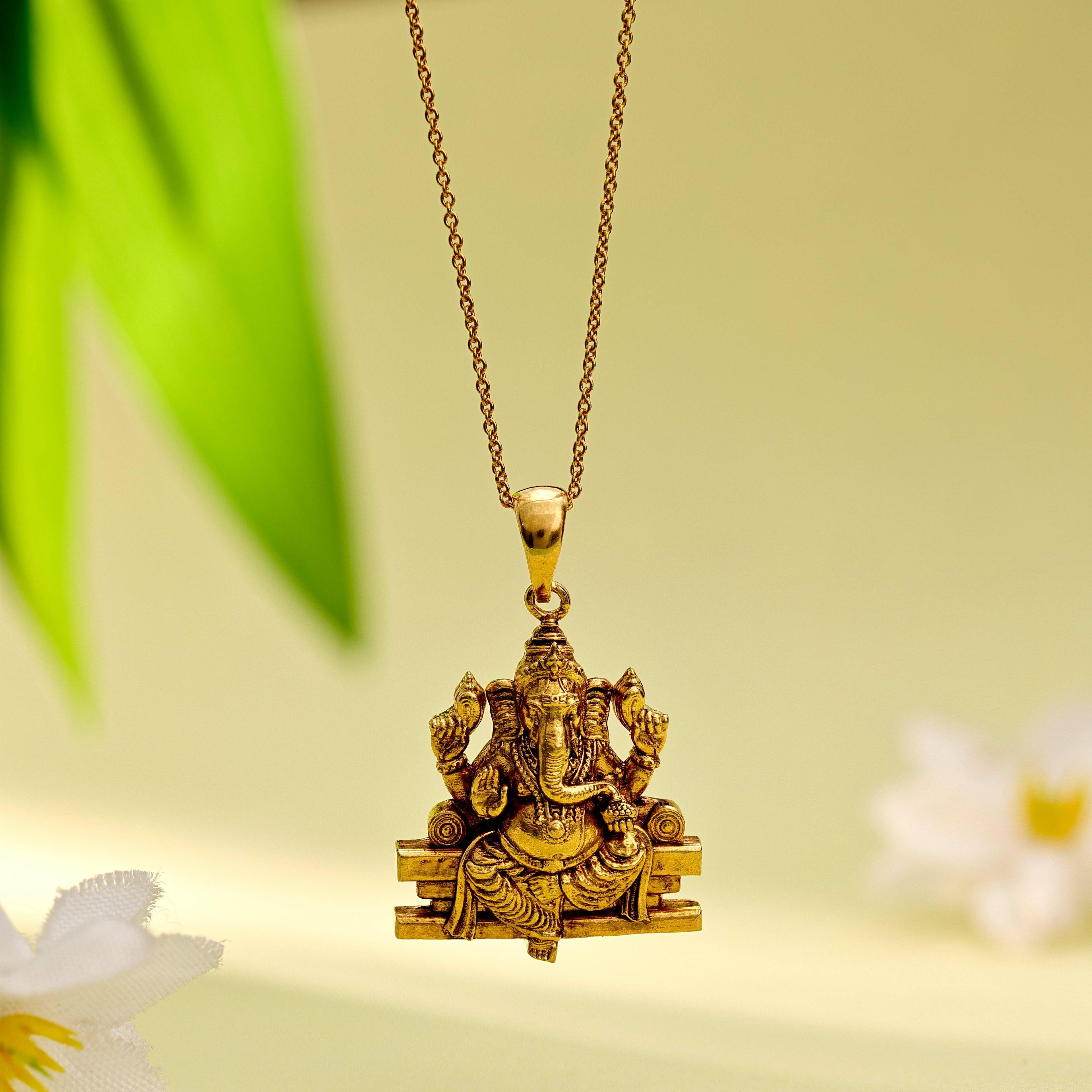 Wear The Spirit Of Tradition