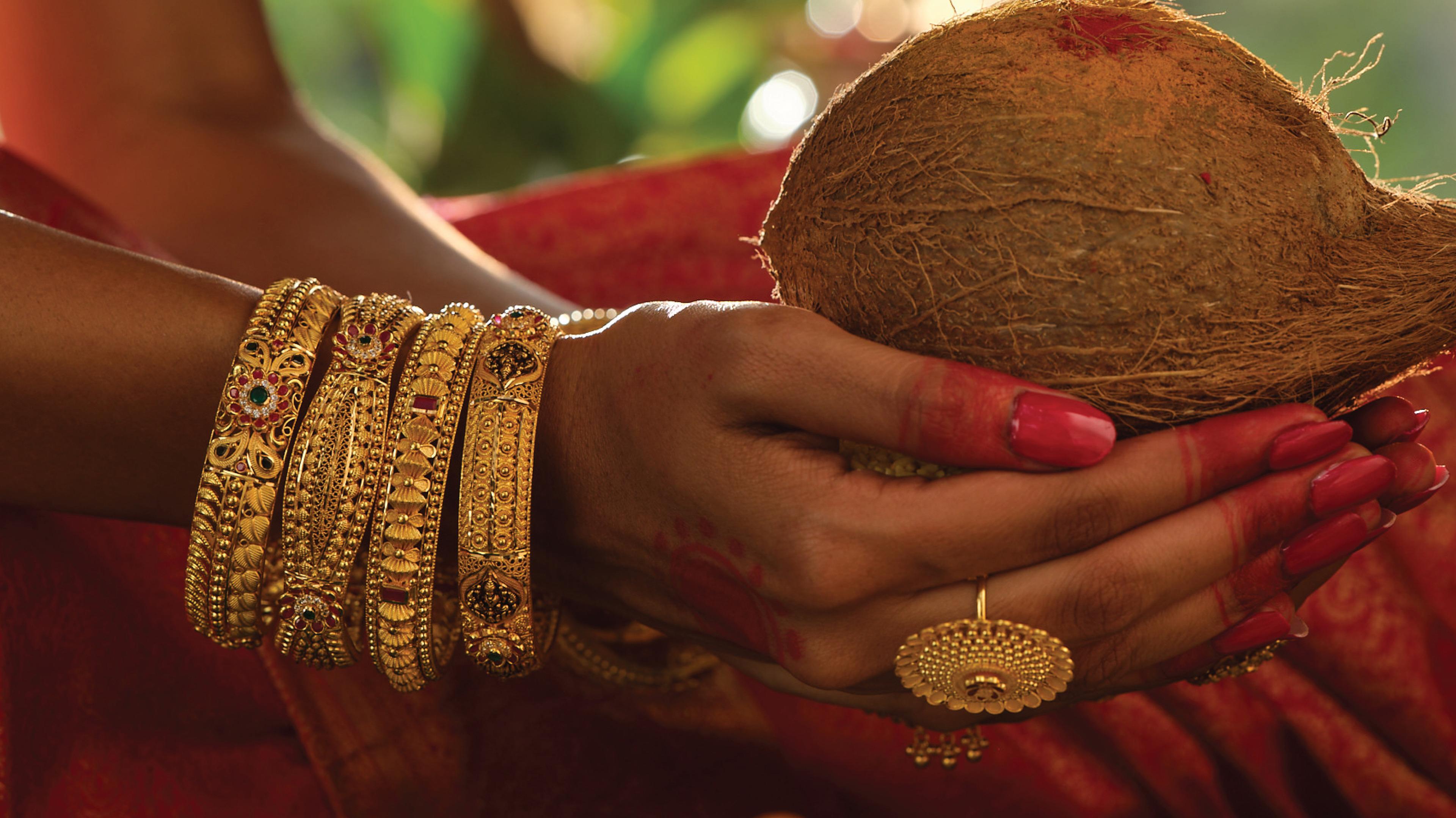 Bangles / Valayal