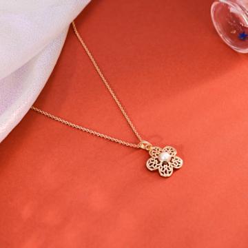 Pearl Bloom Gold Pendant