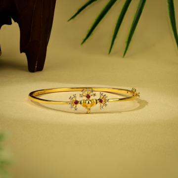 Majestic Elephant Design Gold Bracelet- Nature Collection