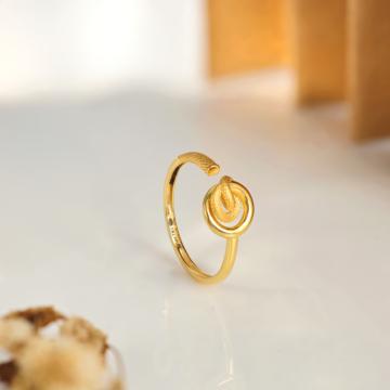Serene Gold Knot Ring