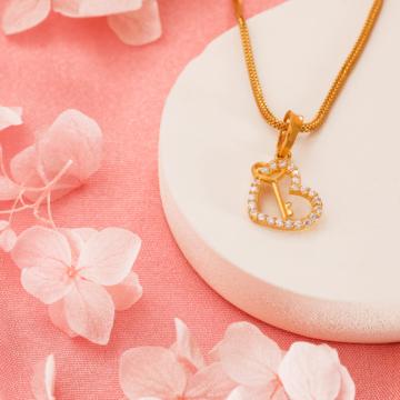 Vogue Of Heart Gold Pendant - Valentine Collection