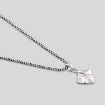 Brilliant Edge Silver Pendant With Earring Set