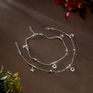 Pretty Circle Charms Silver Anklets