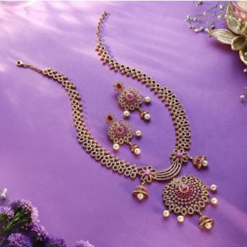 Scintillating Floral Silver Necklace Set