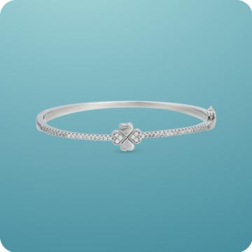 Love in Bloom Heartin Silver Bracelet - Valentine Collection