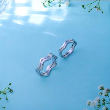 Elegant Wavy Adjustable Silver Couple Ring