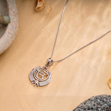 Appealing Heritage Design Silver Pendant