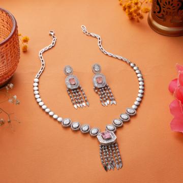 Gleaming Petal Silver Necklace Set