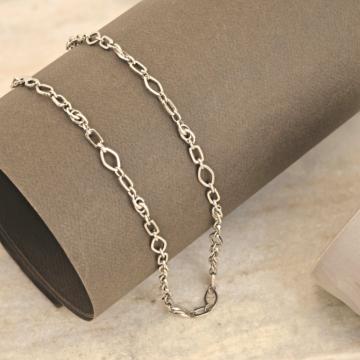 Majestic Elongated Oval Shapes Silver chain