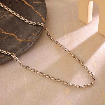 Beautifully Woven Design Silver Chain