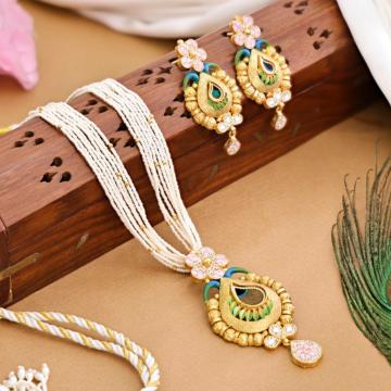 Luminous Pink Stone Floral Silver Necklace Set