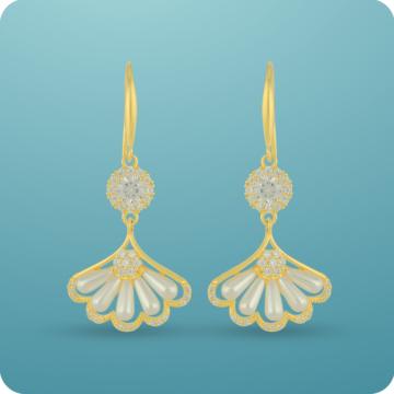 Glamorous Pearl Silver Earrings