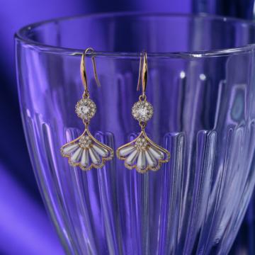 Glamorous Pearl Silver Earrings