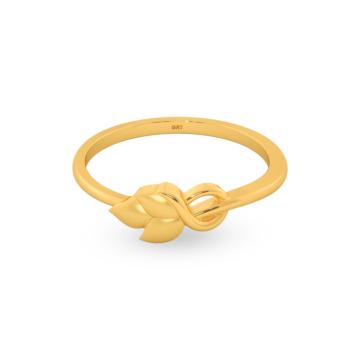 Pleasant Pretty Leaf Gold Rings