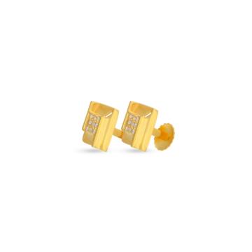 Spectacular Square Gold Earrings