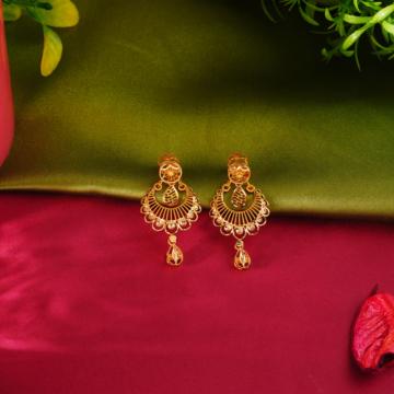Attractive Plain Round Gold Earrings