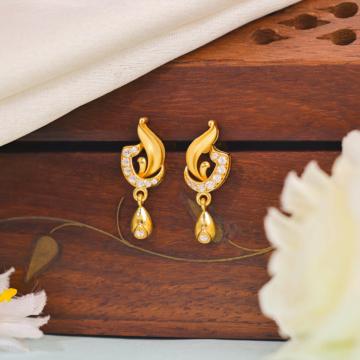 Refined Leaf with Dangling Gold Drop Earrings