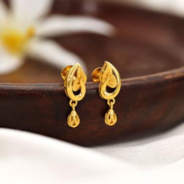 Graceful Textured Leaf Gold Earrings