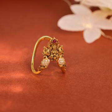 Radiant Lakshmi Presence Gold Vanki Ring