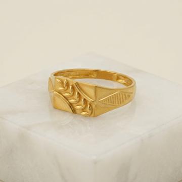 Nature-Inspired Gold Leaf Ring