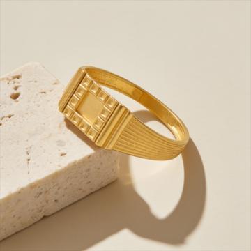 Prestige Gold Square Pattern Ring