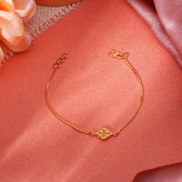 Enchanting Wavy Pattern Gold Bracelet