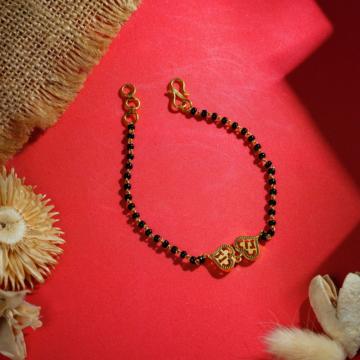 Splendour Black Beads Gold Bracelet
