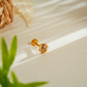Attractive Floral Gold Nosepin