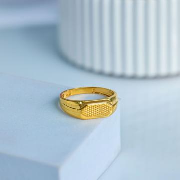 Geometric Gallant Gold Ring