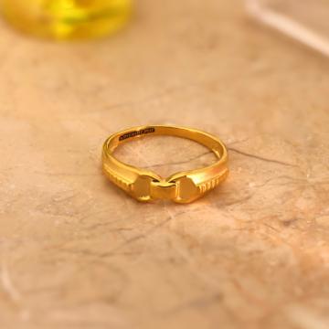 Masculine Grip Edge Gold Ring