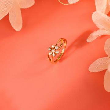Opulent Bloom Shine Diamond Ring