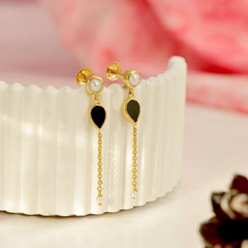 Regal Gold Hanging Earrings with Black Onyx Drop