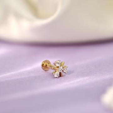 Delicate Sparkling Flower Diamond Nose Pin