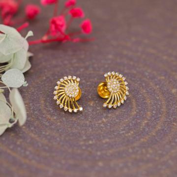 Majestic Bloom Gold Earrings - Fashion Fast Forward Collection