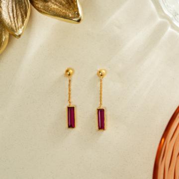 Classic Sleek Drop Gold Earrings - Fashion Fast Forward Collection